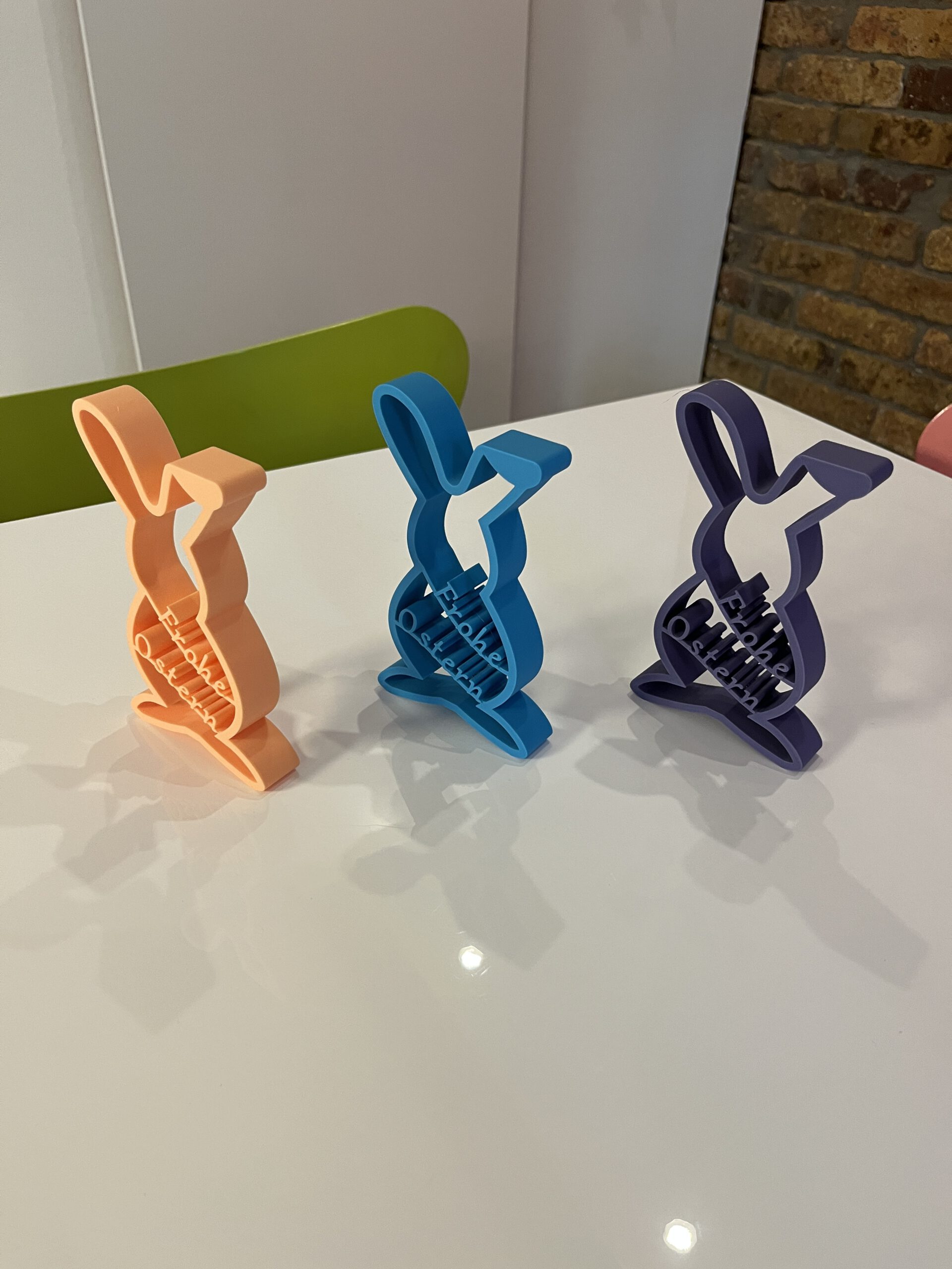 Tischdeko Osterhase mit Schriftzug